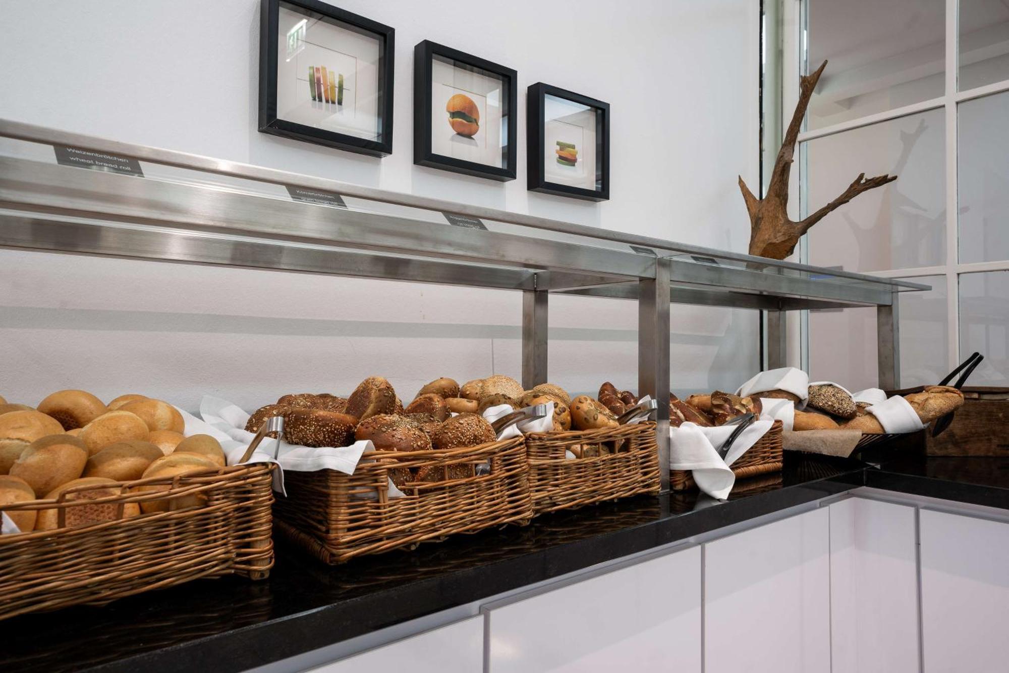 Radisson Blu Conference Hotel, Dusseldorf