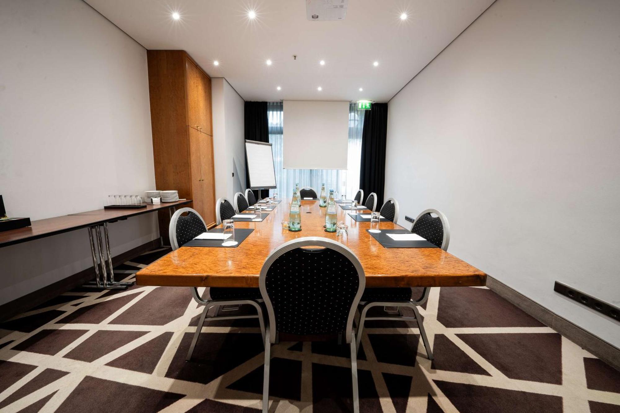 Hotel Radisson Blu Conference Hotel,