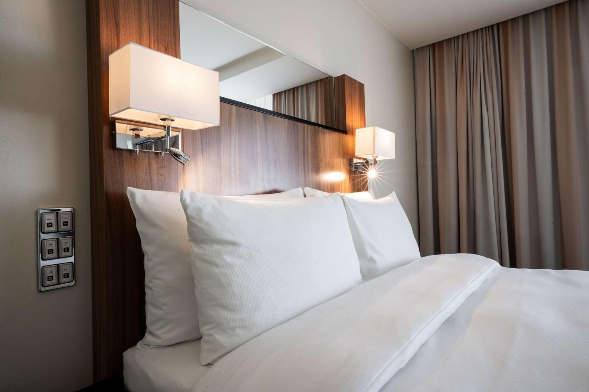 Radisson Blu Conference Hotel, Hotel