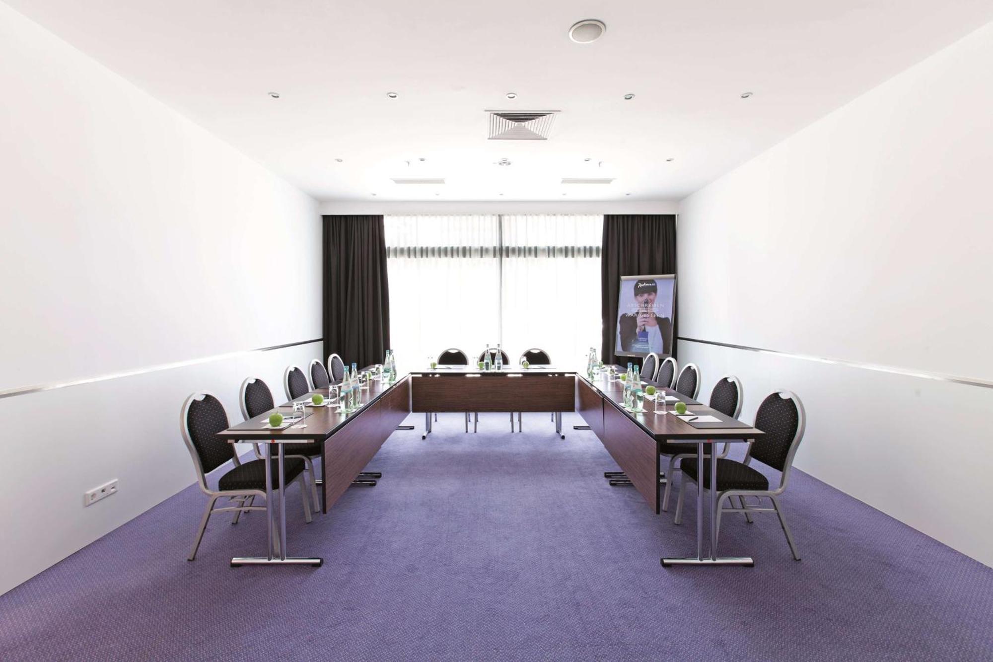 Hotel Radisson Blu Conference Hotel, Dusseldorf