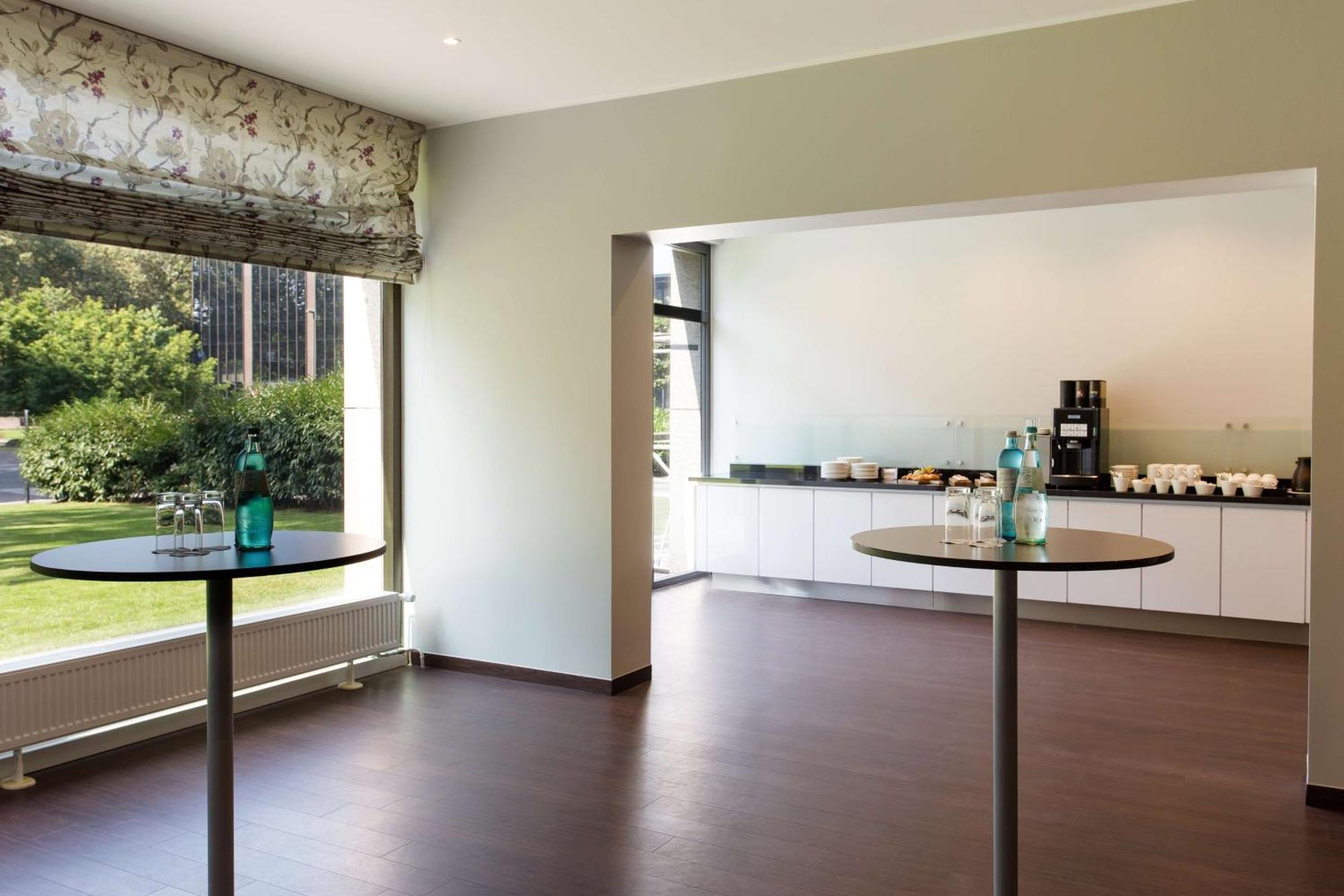 Radisson Blu Conference Hotel, 4*